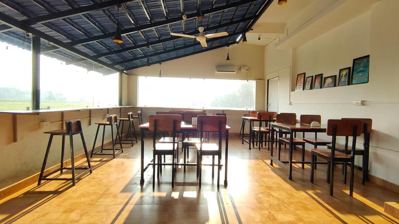 Shivam Bnb マンドレム エクステリア 写真