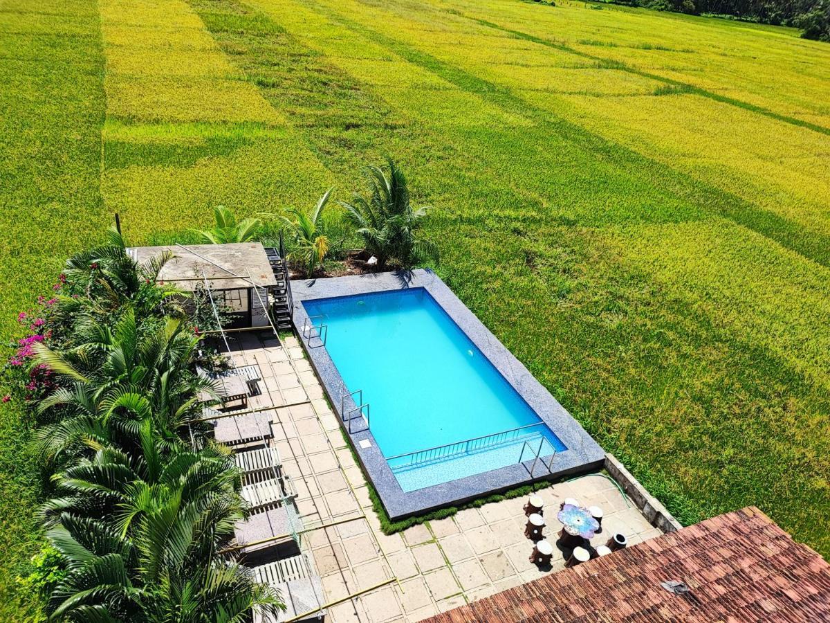 Shivam Bnb マンドレム エクステリア 写真