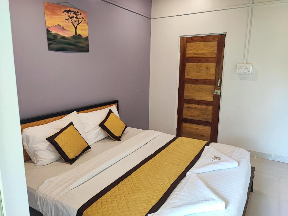 Shivam Bnb マンドレム エクステリア 写真