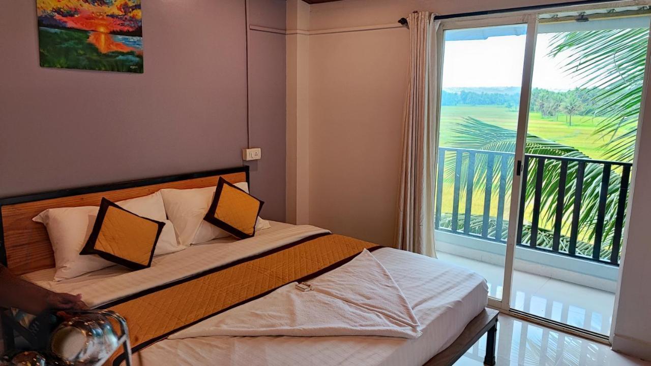 Shivam Bnb マンドレム エクステリア 写真
